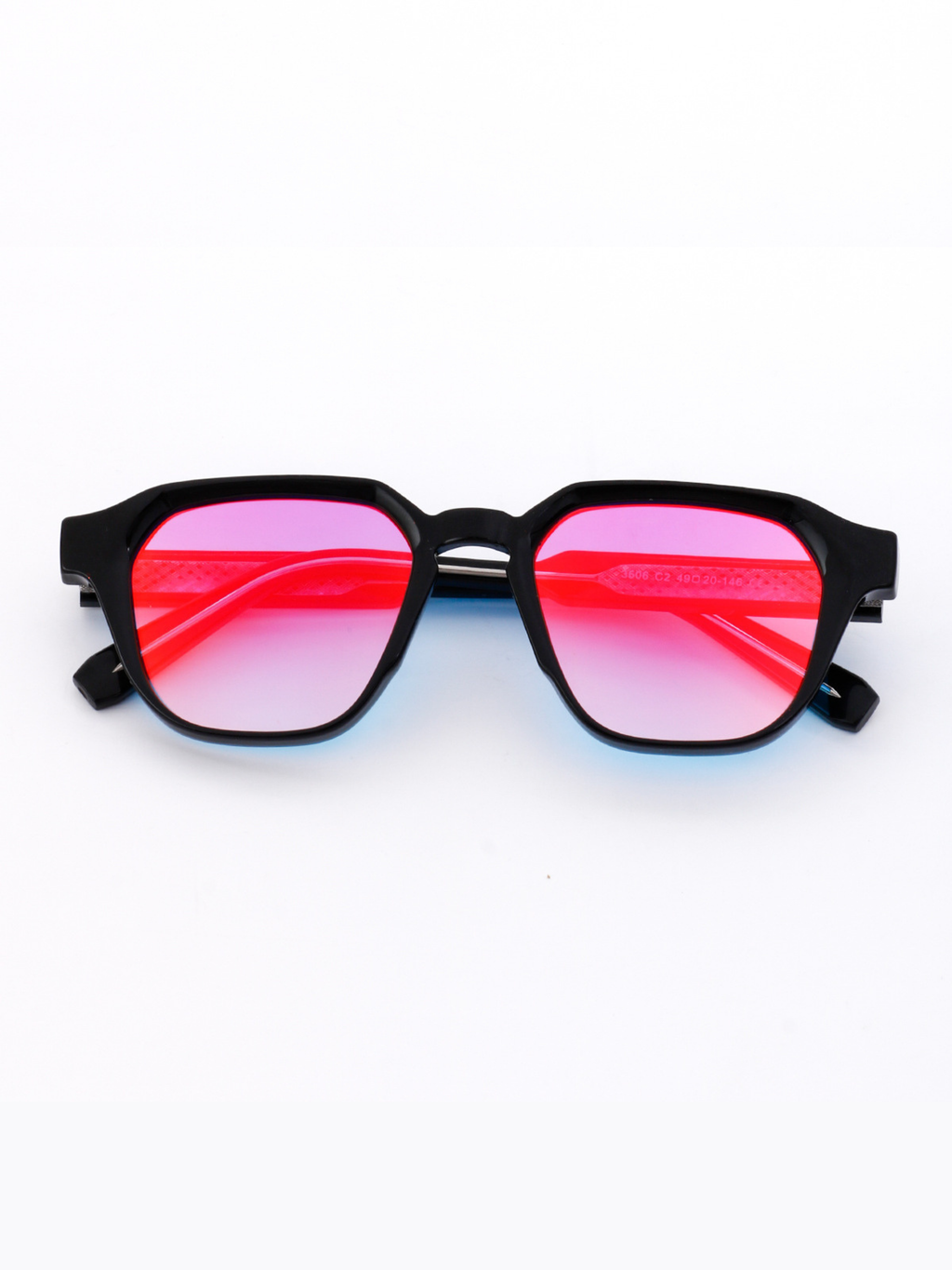 Valmont Red