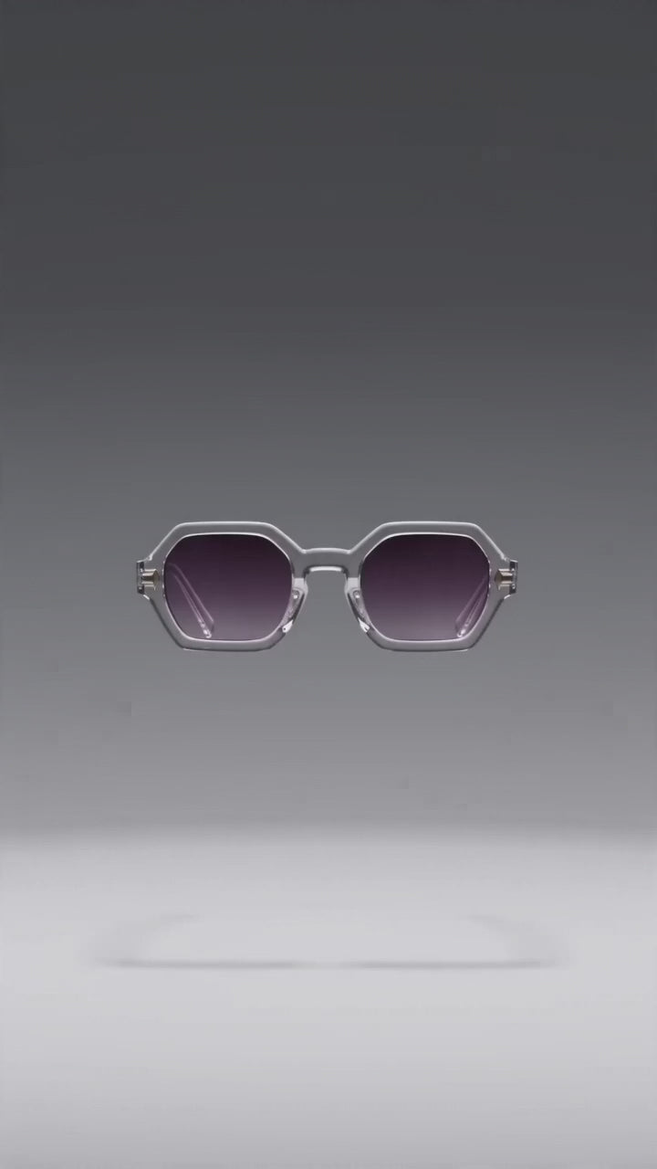 Selion Transparent